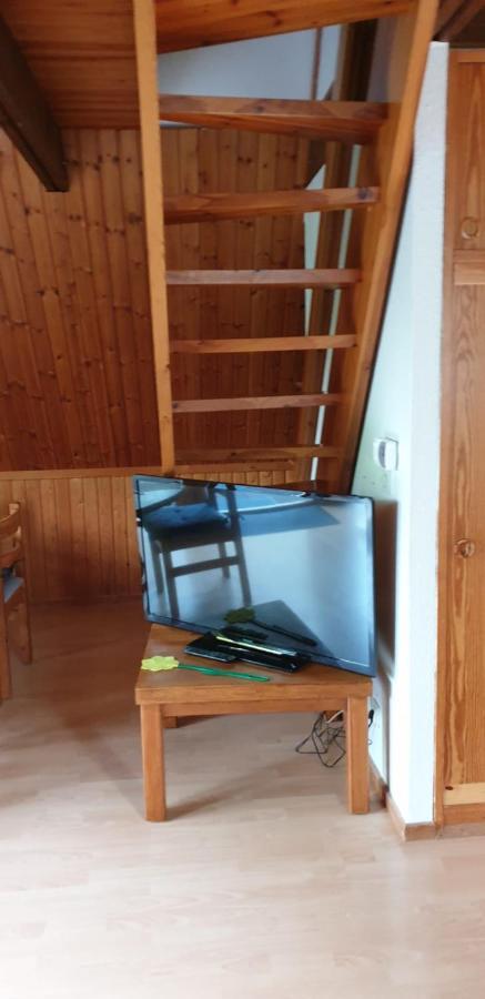 Ferienhaus Nr. 60 Im Ferienpark Am Twistesee Бад Аролзен Екстериор снимка